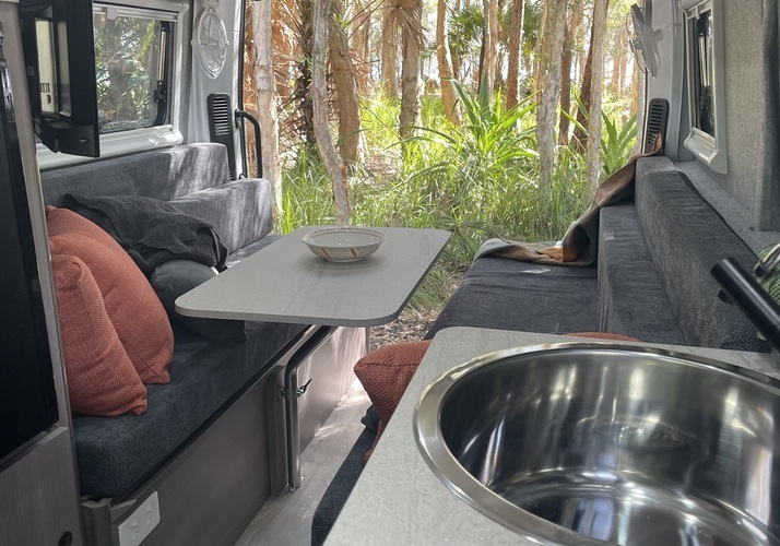 Image of a Motorhome - Image 13
