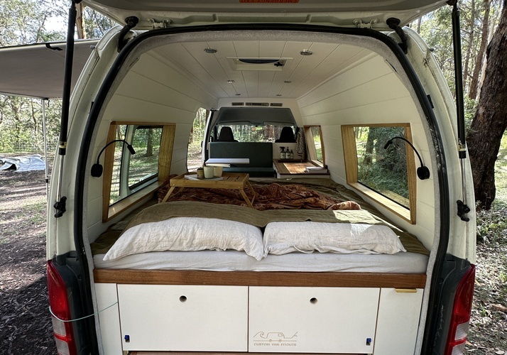 Image of a Campervan - Image 13