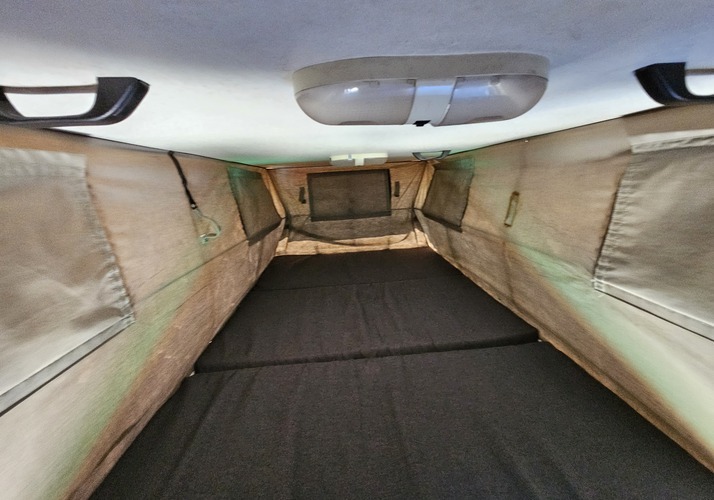 Image of a Campervan - Image 10