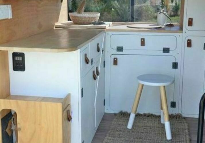 Image of a Campervan - Image 5
