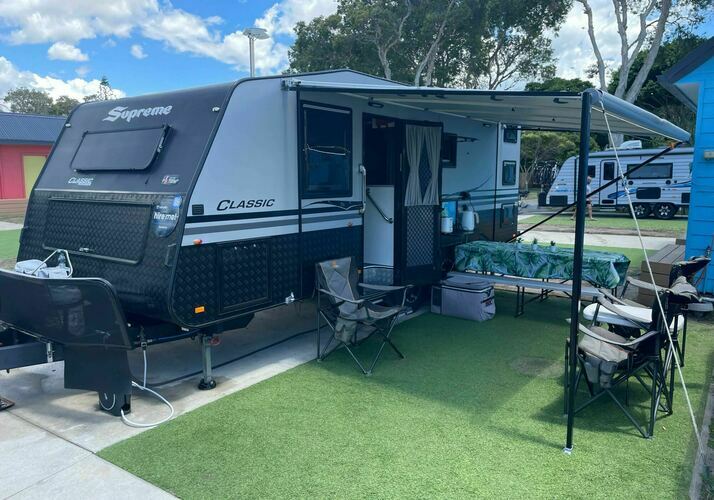 Image of a Caravan - Image 1