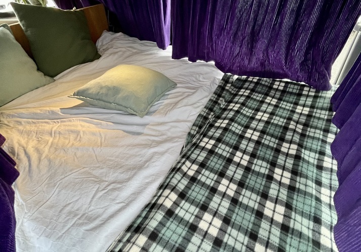 Image of a Campervan - Image 9