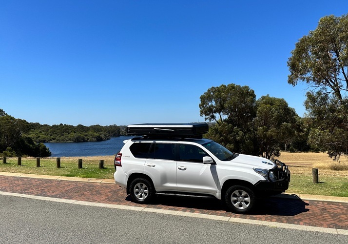 Image of a Campervan - Image 2