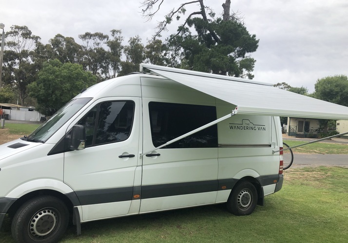 Image of a Campervan - Image 3