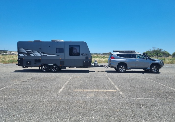 Image of a Caravan - Image 6