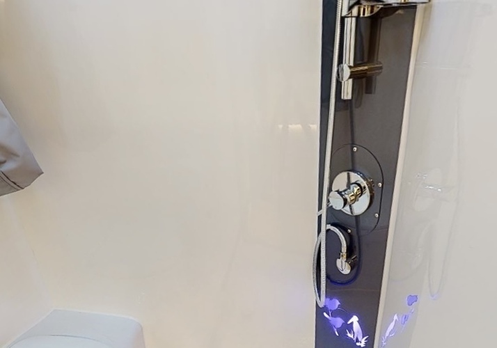 Image of a Caravan - Image 9