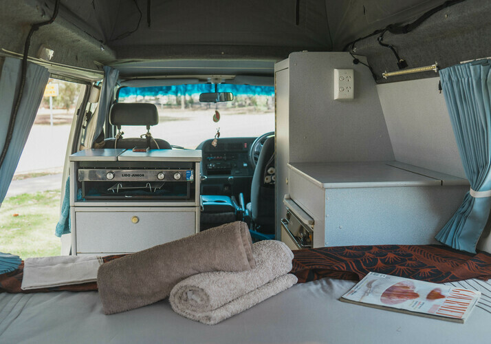 Image of a Campervan - Image 9