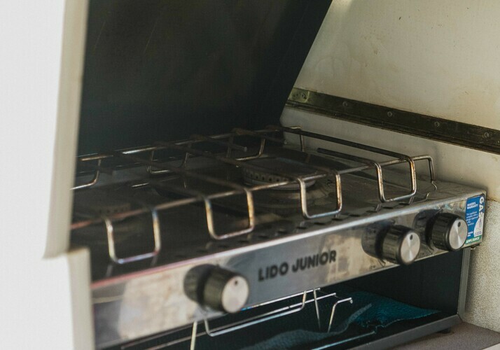 Image of a Campervan - Image 16