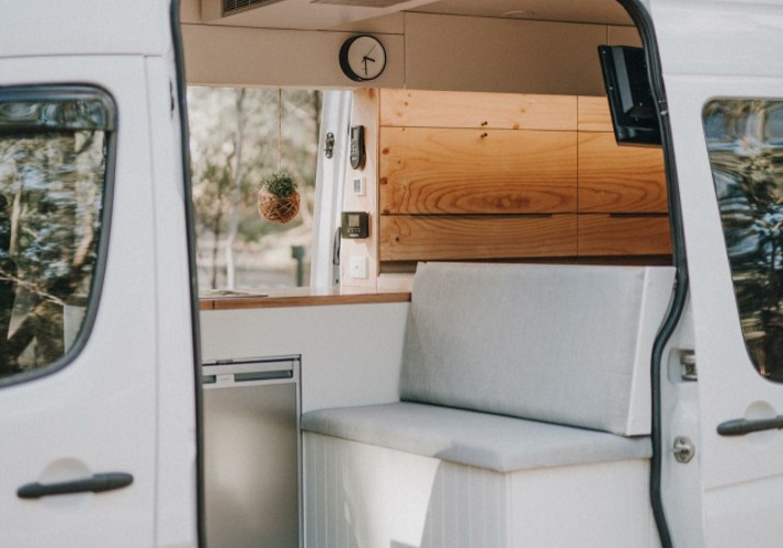 Image of a Motorhome - Image 10