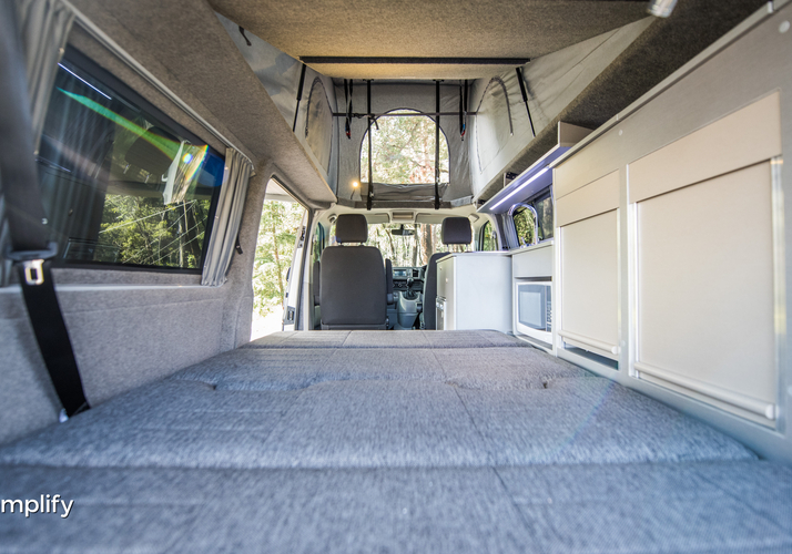 Image of a Campervan - Image 16