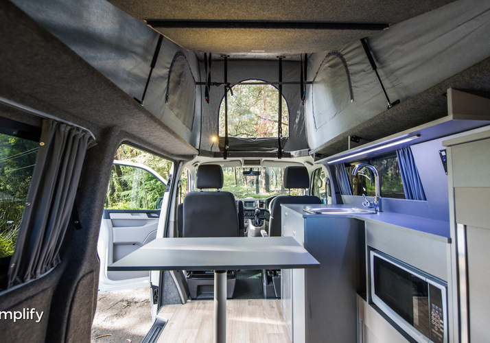 Image of a Campervan - Image 18