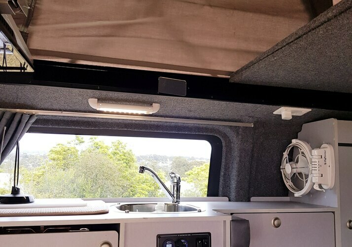 Image of a Campervan - Image 10