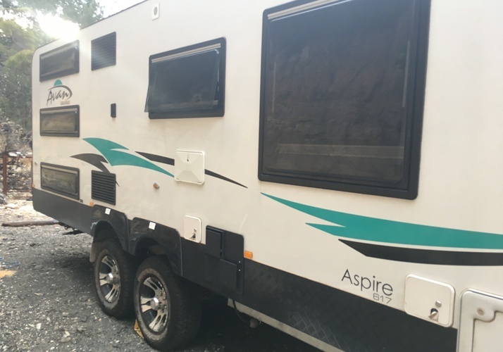 Image of a Caravan - Image 9