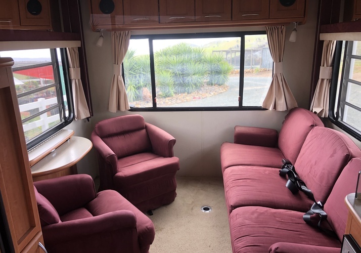 Image of a Motorhome - Image 3