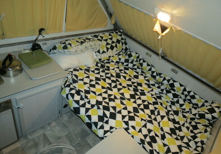 Image of a Caravan - Image 5