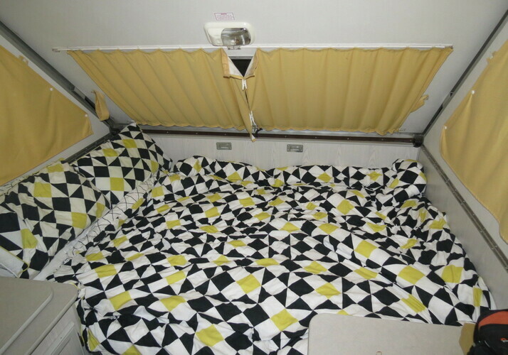 Image of a Caravan - Image 6