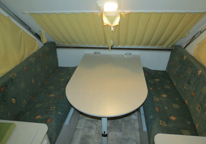 Image of a Caravan - Image 7