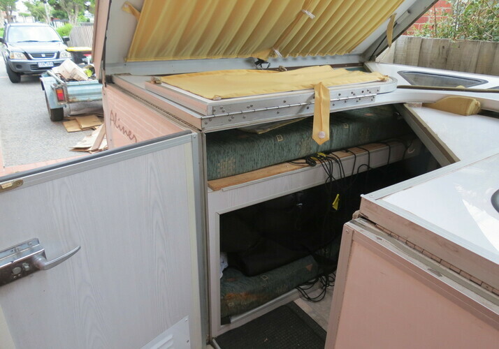 Image of a Caravan - Image 16