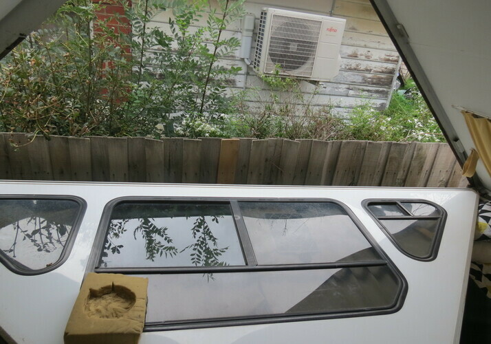 Image of a Caravan - Image 17