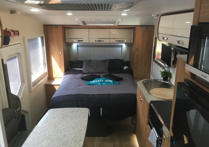 Image of a Caravan - Image 19