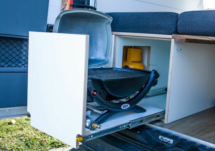 Image of a Campervan - Image 14