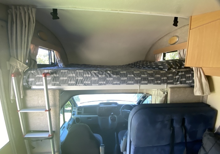 Image of a Motorhome - Image 11
