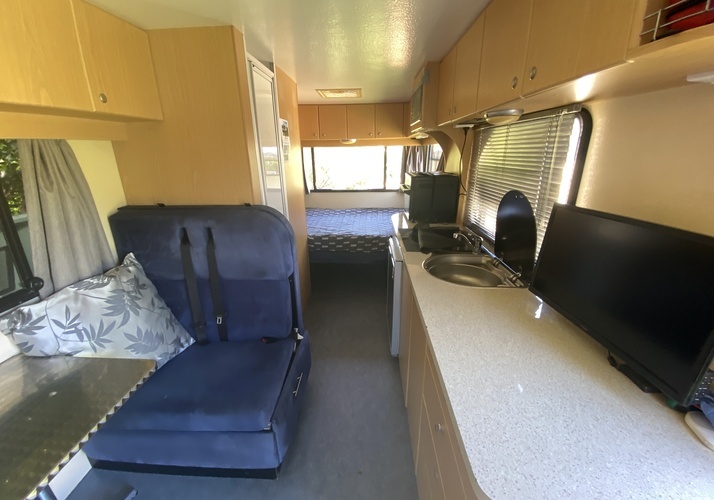 Image of a Motorhome - Image 8