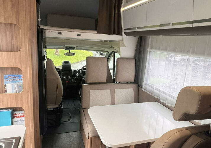 Image of a Motorhome - Image 3