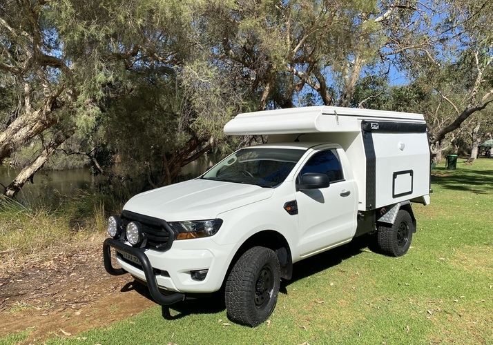 Image of a Campervan - Image 4