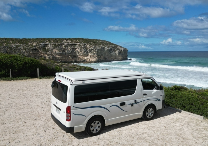 Image of a Campervan - Image 15