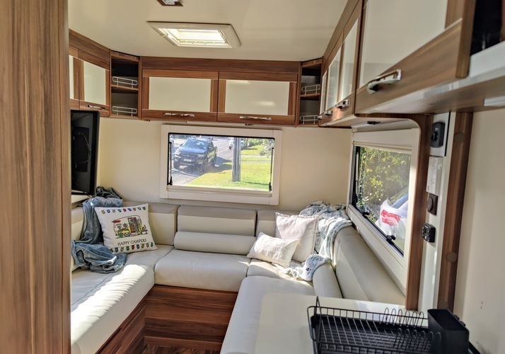 Image of a Motorhome - Image 4