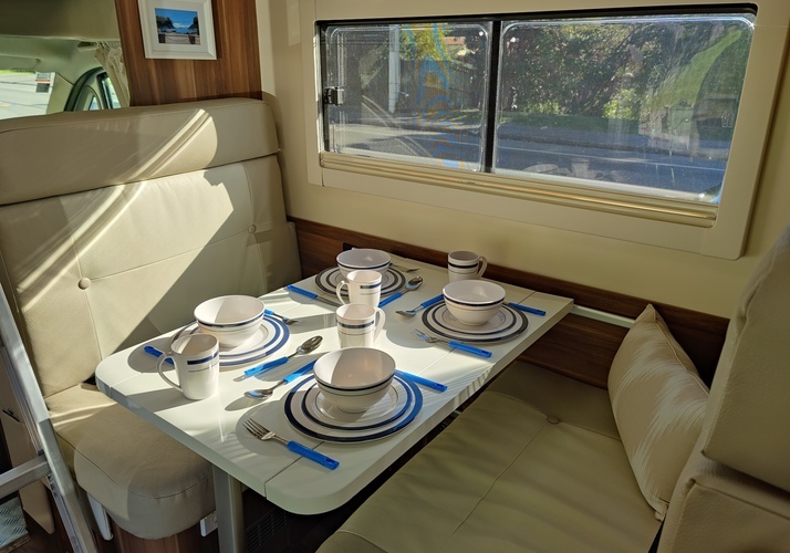 Image of a Motorhome - Image 11