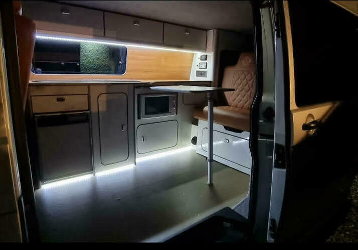 Image of a Campervan - Image 4