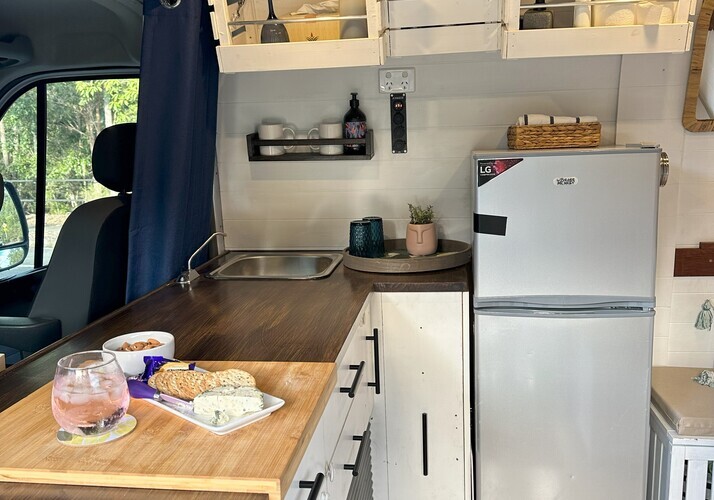 Image of a Campervan - Image 11