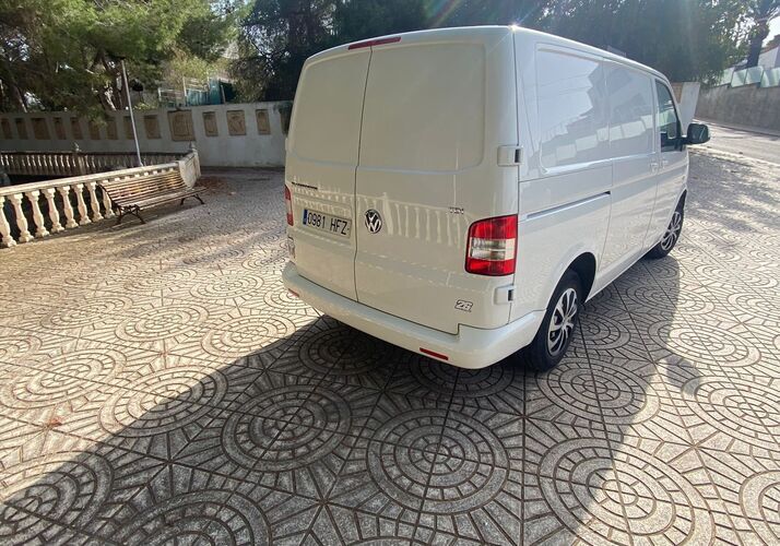 Imagen de un Campervan - Imagen 1