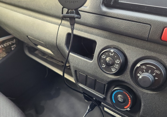 Image of a Campervan - Image 7