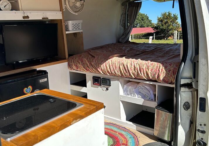 Image of a Campervan - Image 2