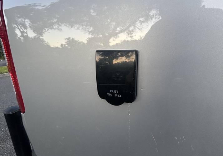 Image of a Campervan - Image 17