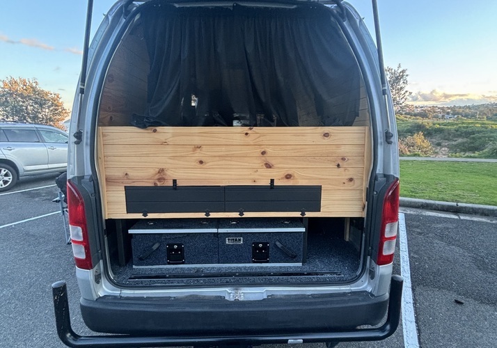 Image of a Campervan - Image 6