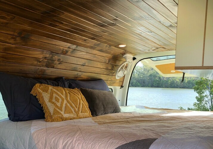 Image of a Campervan - Image 2