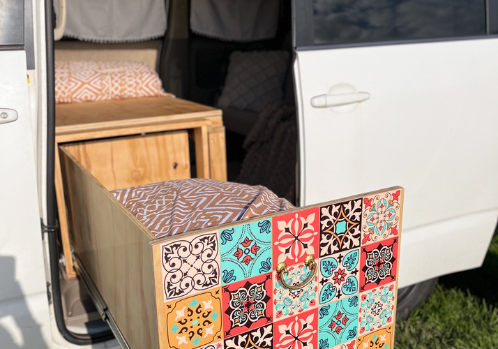 Image of a Campervan - Image 13