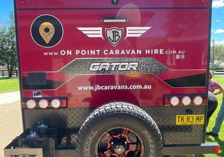Image of a Caravan - Image 2