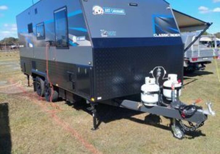 Image of a Caravan - Image 2