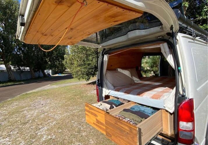 Image of a Campervan - Image 4