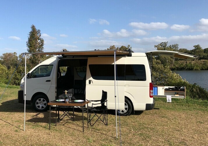 Image of a Campervan - Image 16