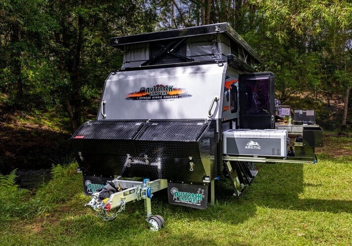 Image of a Caravan - Image 3