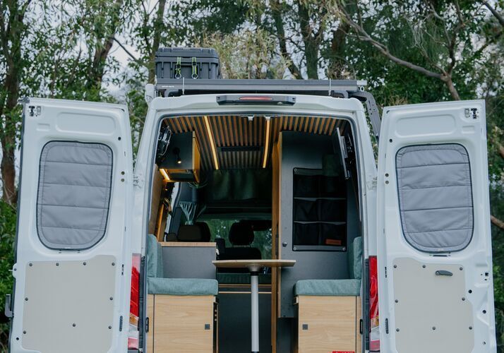 Image of a Motorhome - Image 8