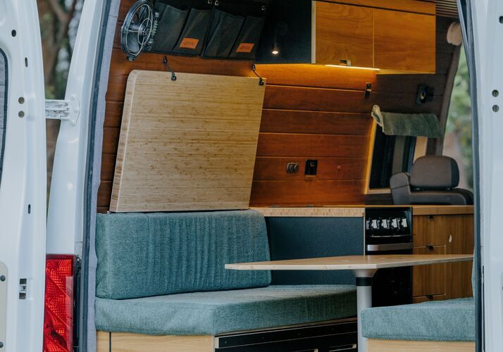 Image of a Motorhome - Image 6