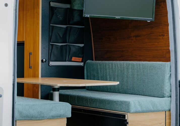 Image of a Motorhome - Image 9