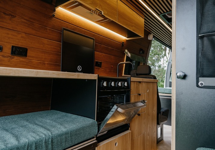 Image of a Motorhome - Image 11